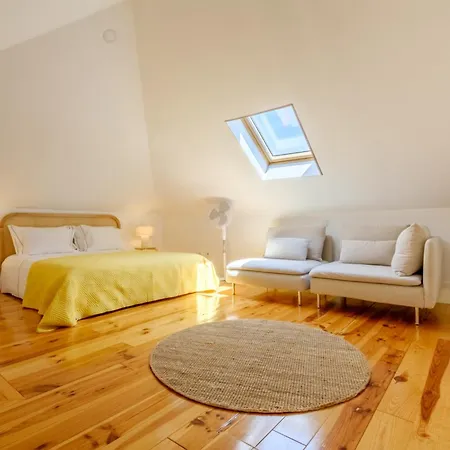 Santo Ildefonso Loft * Oporto