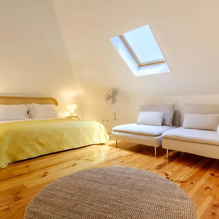 Santo Ildefonso Loft Daire *