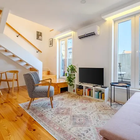 Santo Ildefonso Loft * Oporto